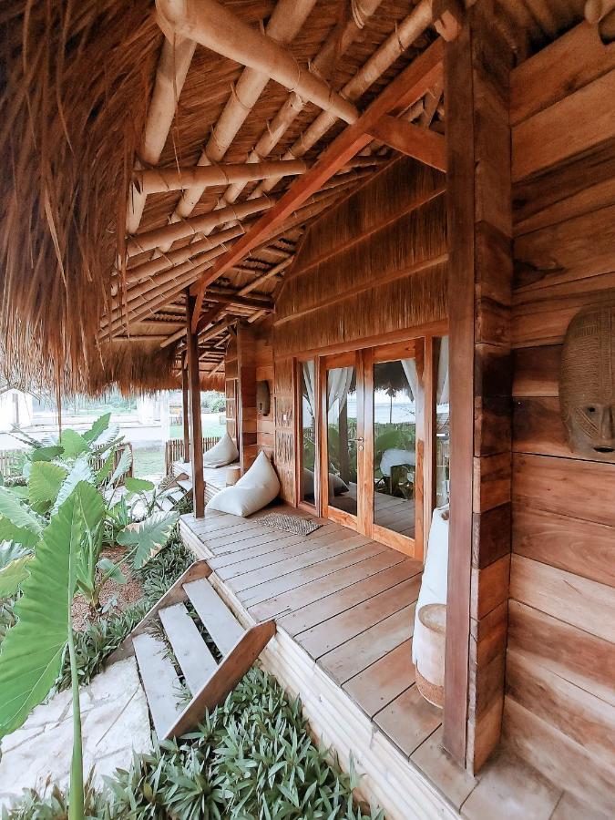 Sumba Beach House Hotel Waikabubak Ngoại thất bức ảnh